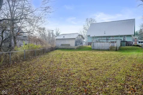 4 W Henley Street Carthage IN 46115