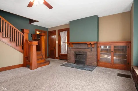 4 W Henley Street Carthage IN 46115
