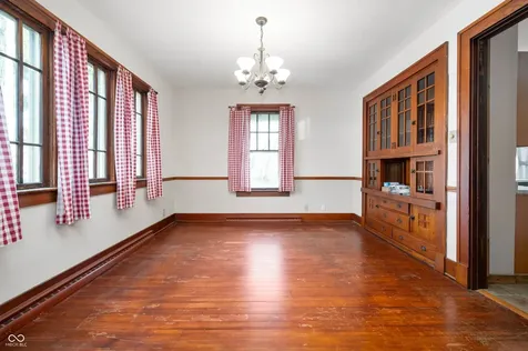 4 W Henley Street Carthage IN 46115