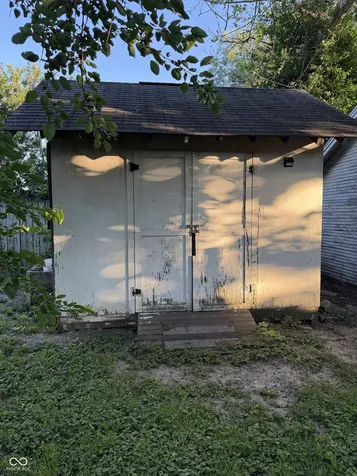 415 S Grand Avenue Indianapolis IN 46219