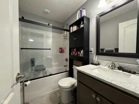 1408 Blish Street Seymour IN 47274