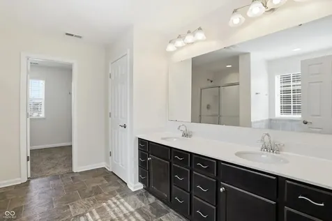 275 Entrance Hall View Greenwood IN 46142