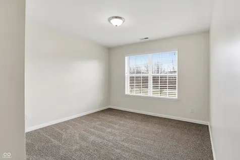 275 Entrance Hall View Greenwood IN 46142