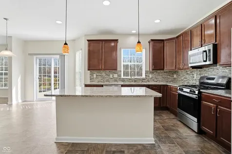 275 Entrance Hall View Greenwood IN 46142