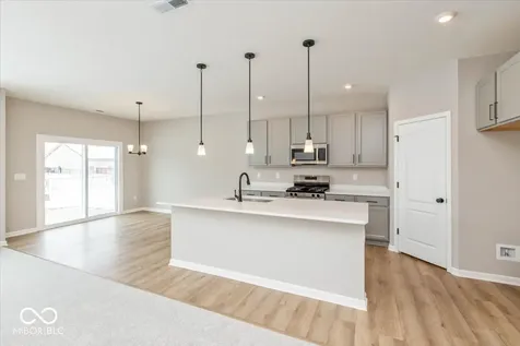 7150 Maidstone Cove Mccordsville IN 46055