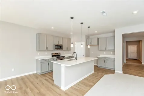 7150 Maidstone Cove Mccordsville IN 46055