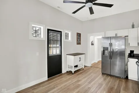 1300 S B Street Elwood IN 46036