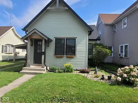 1300 S B Street Elwood IN 46036
