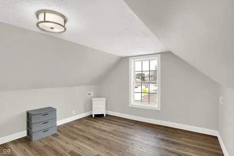 1300 S B Street Elwood IN 46036