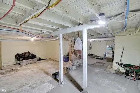 1300 S B Street Elwood IN 46036