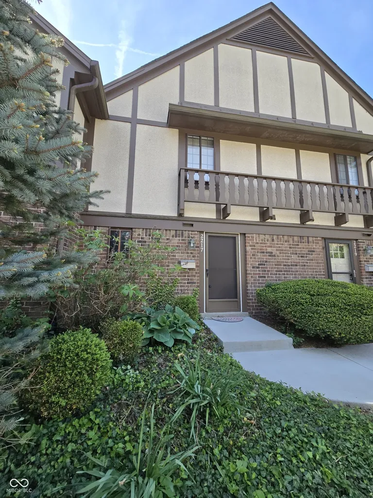 2217 Rome Drive Indianapolis IN 46228