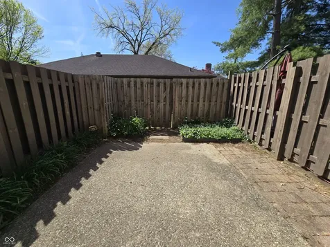 2217 Rome Drive Indianapolis IN 46228
