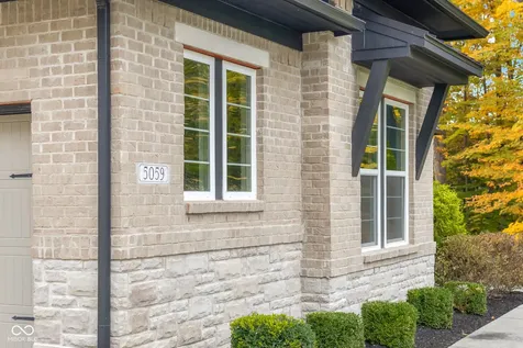 5059 Oak Ridge Trail Columbus IN 47201