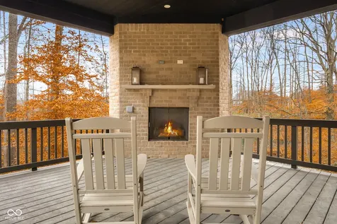 5059 Oak Ridge Trail Columbus IN 47201