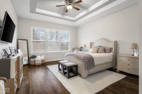 5059 Oak Ridge Trail Columbus IN 47201