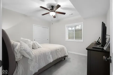 5059 Oak Ridge Trail Columbus IN 47201