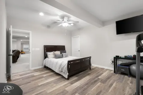 5059 Oak Ridge Trail Columbus IN 47201