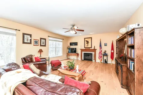 9735 Trevia Drive Indianapolis IN 46236