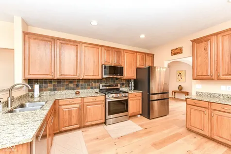 9735 Trevia Drive Indianapolis IN 46236