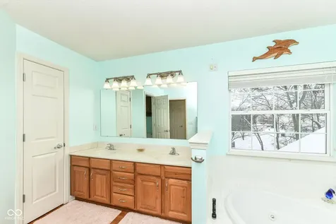 9735 Trevia Drive Indianapolis IN 46236