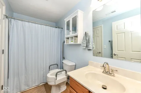 9735 Trevia Drive Indianapolis IN 46236