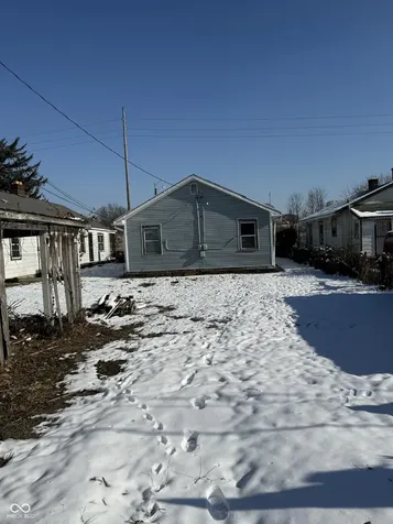 2322 Paris Avenue Indianapolis IN 46208