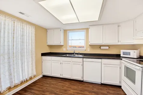 7538 Castleton Farms North Drive Indianapolis IN 46256