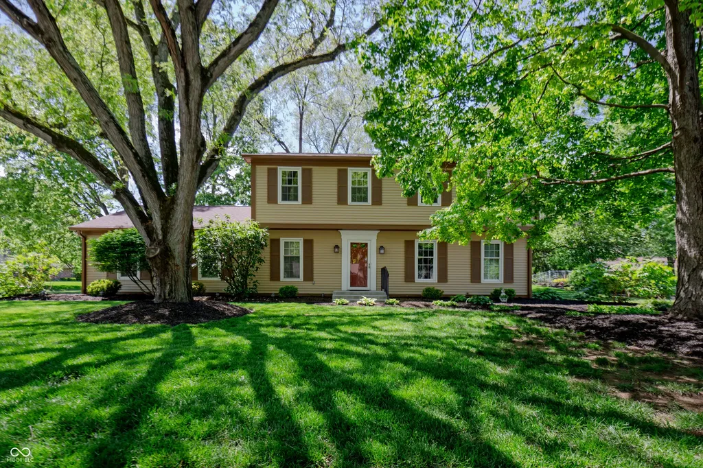 10214 E Lakeshore Drive Carmel IN 46033