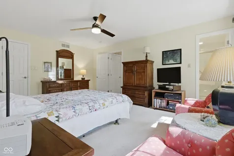 10214 E Lakeshore Drive Carmel IN 46033