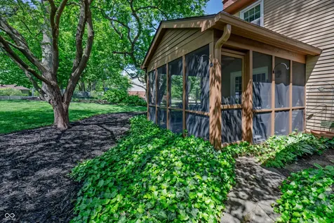10214 E Lakeshore Drive Carmel IN 46033