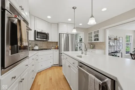 10214 E Lakeshore Drive Carmel IN 46033