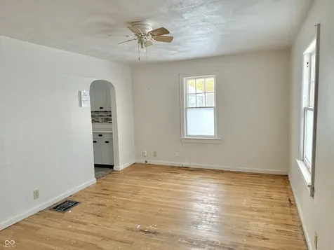 2405 E 3rd Street Anderson IN 46012