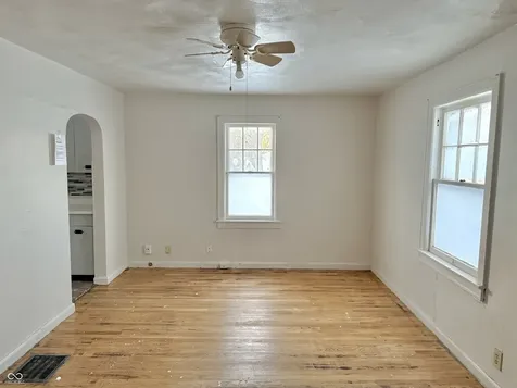 2405 E 3rd Street Anderson IN 46012