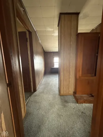 2022 S Waldemere Avenue Muncie IN 47302