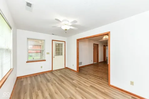 8214 Bentley Farms Drive Indianapolis IN 46259