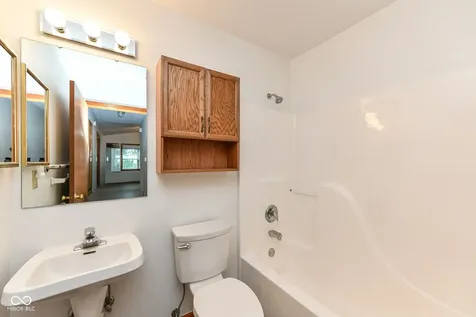 8214 Bentley Farms Drive Indianapolis IN 46259