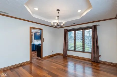 8649 Bay Colony Drive Indianapolis IN 46234