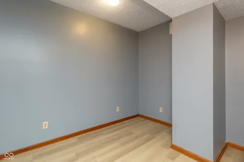 8649 Bay Colony Drive Indianapolis IN 46234