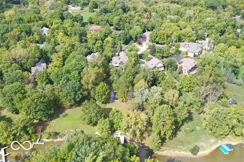 8649 Bay Colony Drive Indianapolis IN 46234