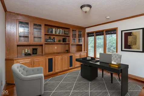 8649 Bay Colony Drive Indianapolis IN 46234