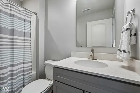 16159 Haywood Street Fishers IN 46037