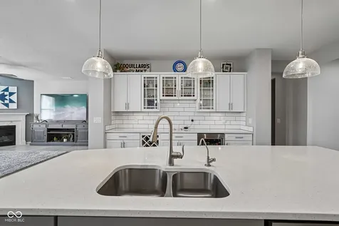 16159 Haywood Street Fishers IN 46037