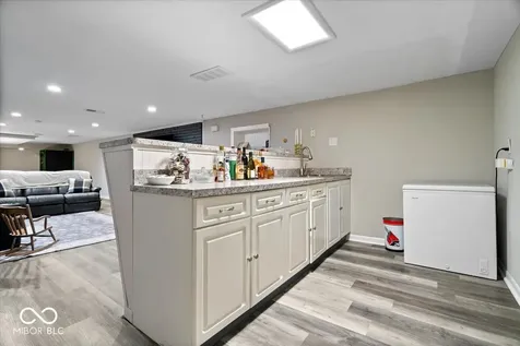 4729 Orlando Court Indianapolis IN 46228