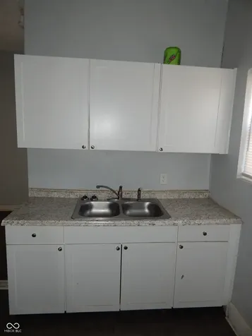 1051 N Holmes Avenue Indianapolis IN 46222