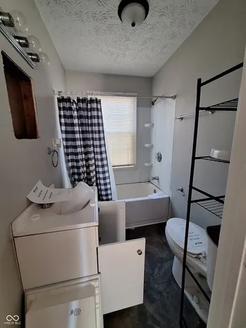 2232 W 58th Street Indianapolis IN 46228