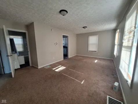 2232 W 58th Street Indianapolis IN 46228