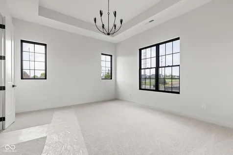 1413 Crosstie Circle Westfield IN 46074