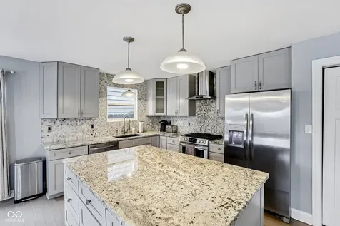 422 Sanders Street Indianapolis IN 46225