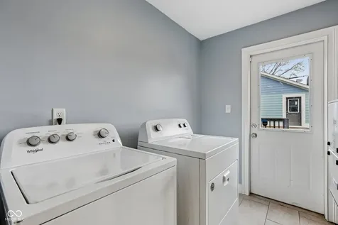 422 Sanders Street Indianapolis IN 46225