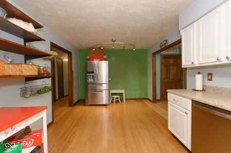492 Pelenor Drive Franklin IN 46131